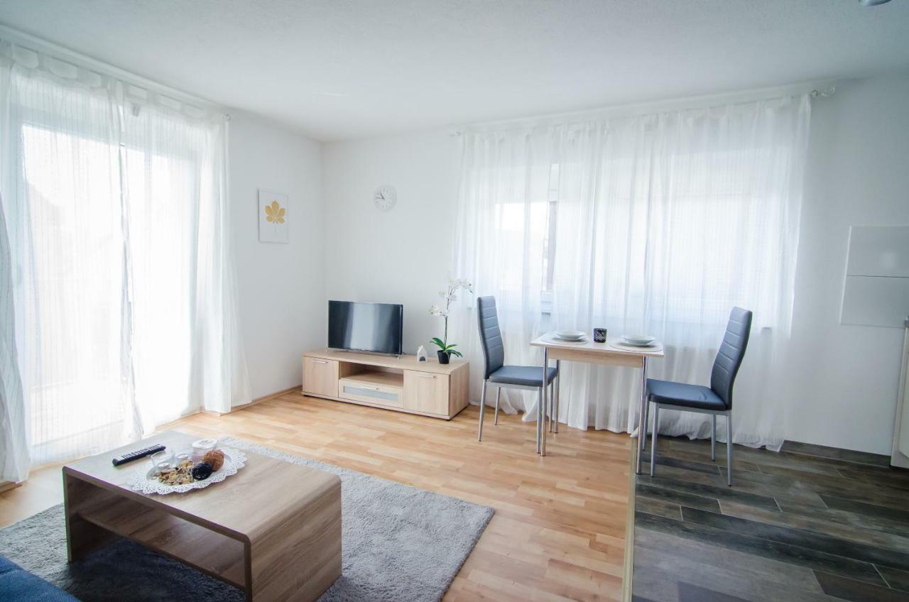 Bb-Apartment Μπέμπλινγκεν Εξωτερικό φωτογραφία